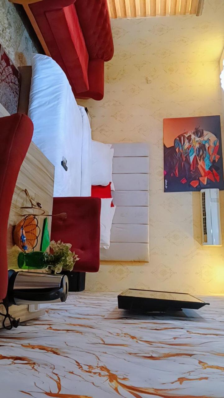 Hotel Nuit De Paris Abudża Zewnętrze zdjęcie