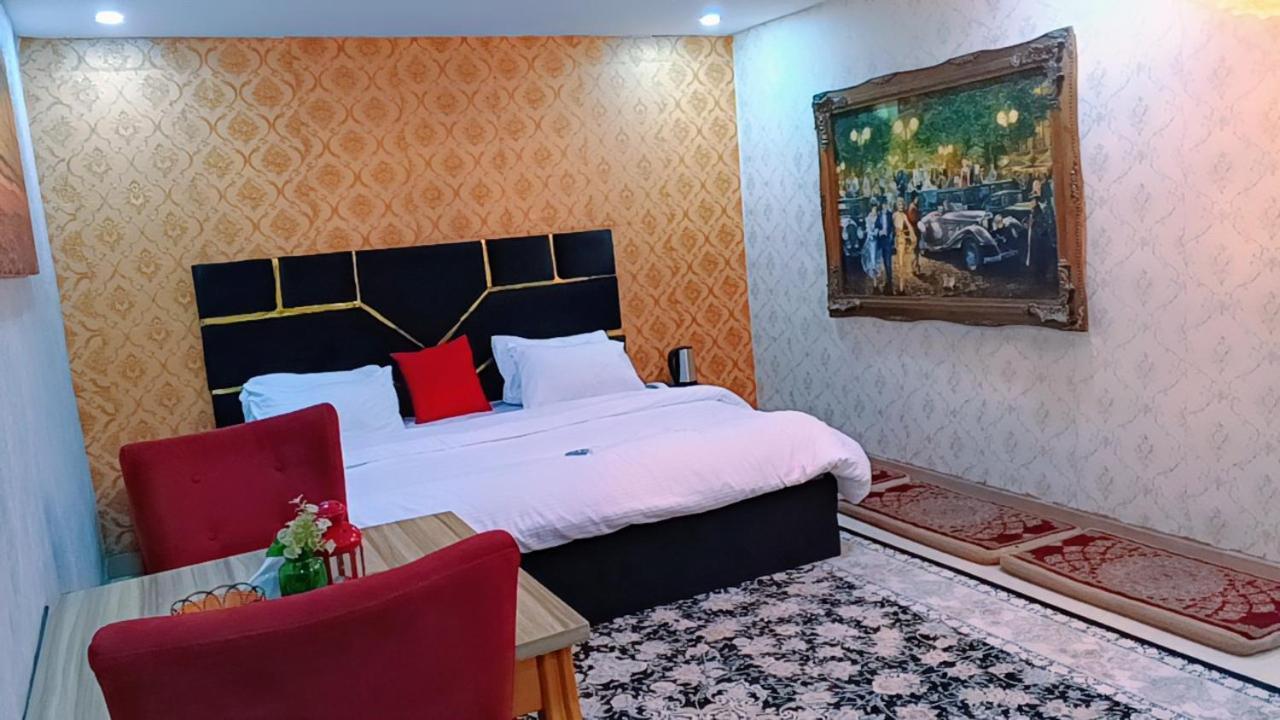 Hotel Nuit De Paris Abudża Zewnętrze zdjęcie