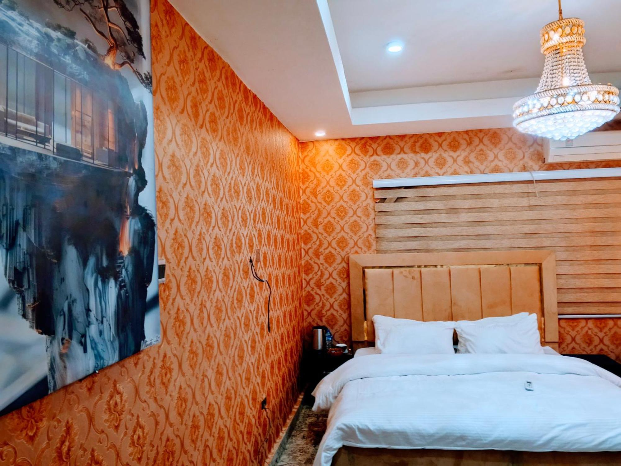 Hotel Nuit De Paris Abudża Zewnętrze zdjęcie